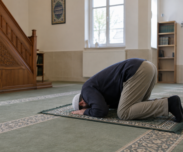 posture-priere-mosquee-france